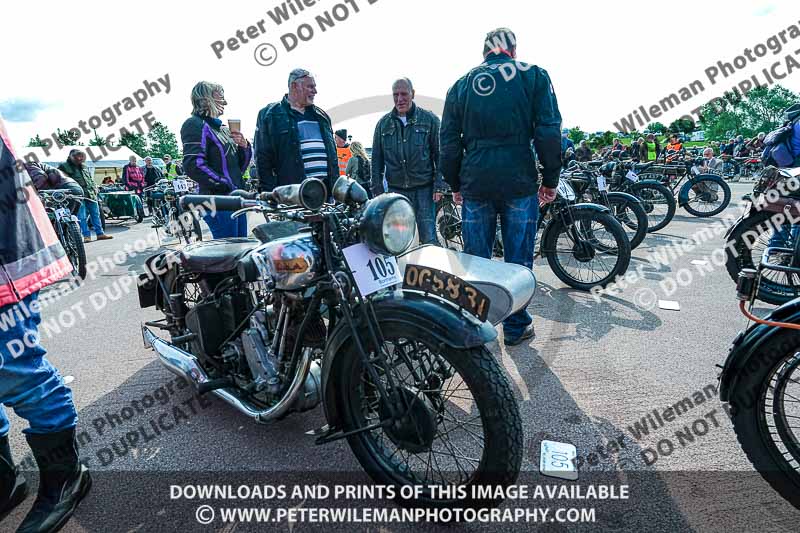Vintage motorcycle club;eventdigitalimages;no limits trackdays;peter wileman photography;vintage motocycles;vmcc banbury run photographs